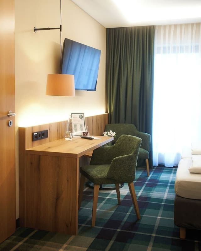 Deluxe Room, 1 Queen Bed with Sofa bed, Non Smoking, Air conditioning