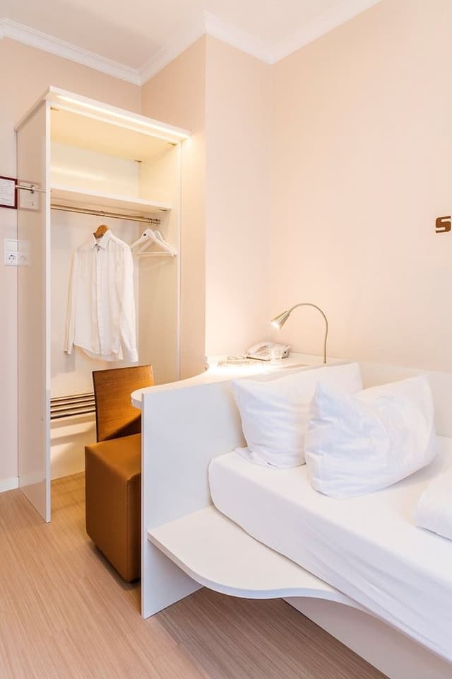 Comfort Single Room