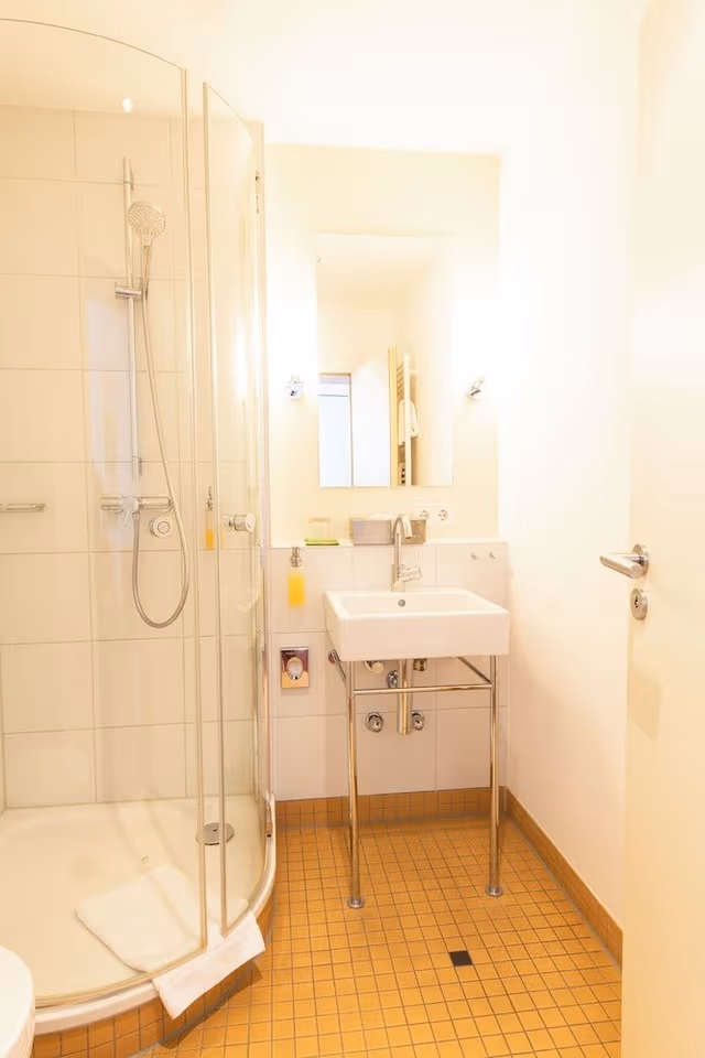 Comfort Single Room