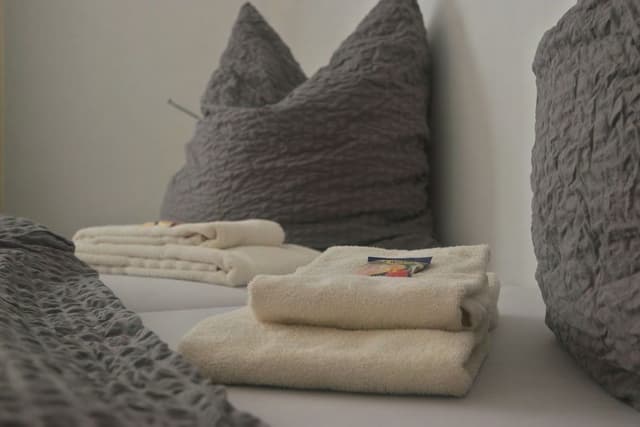 Standard Double Room, Private Bathroom (Doppelzimmer Standard)