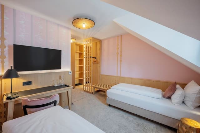 Premium Twin Room