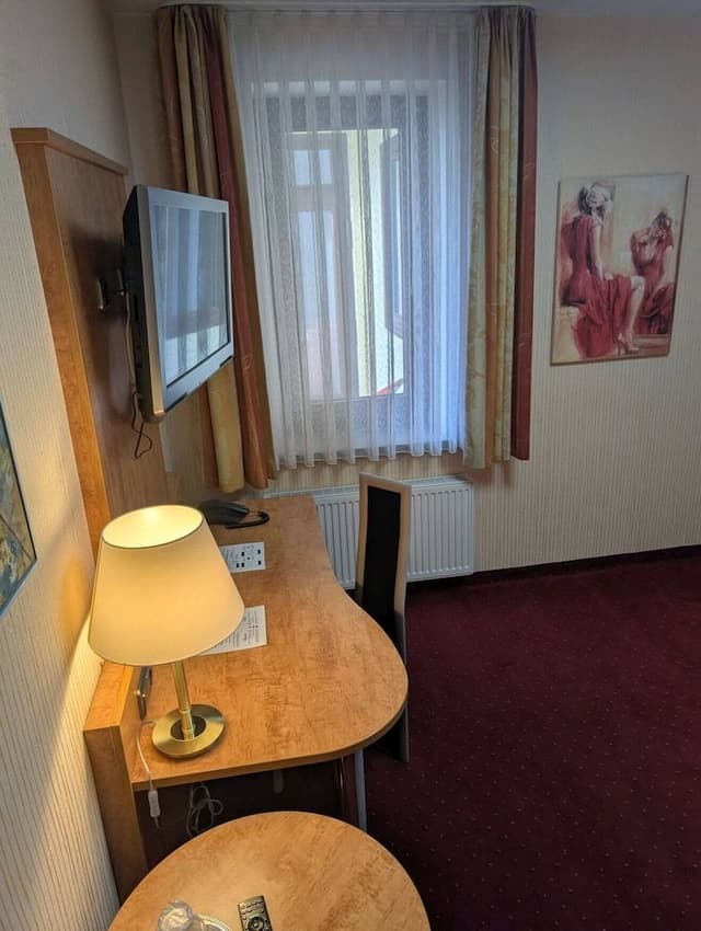 Classic Single Room