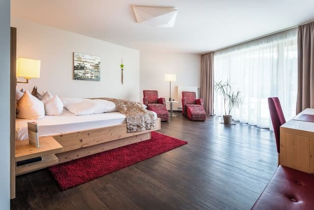 Junior Studio Suite
