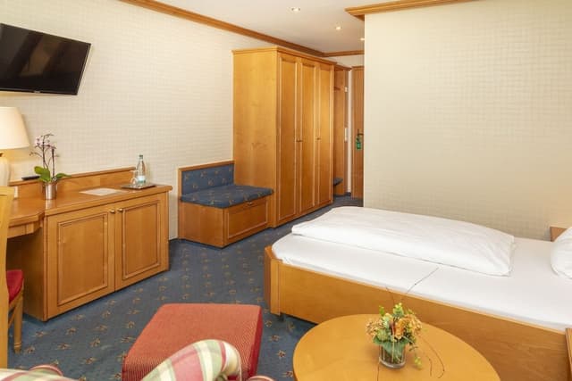 Comfort Single Room