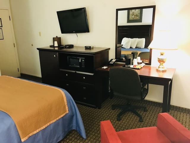Standard Room, 1 Queen Bed, Non Smoking