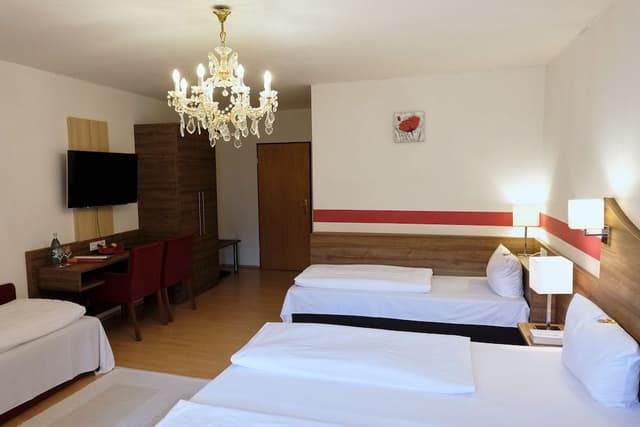 Comfort Quadruple Room