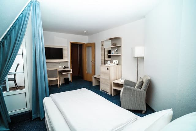 Comfort Single Room, Balcony