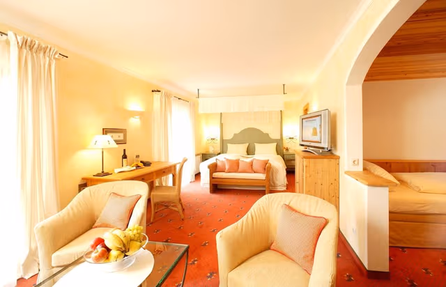 Junior Double Room, 1 King Bed, Mountain View (Juniorsuite Landhaus)