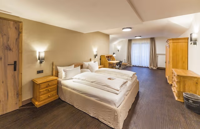 Junior Double Room, 1 King Bed, Mountain View (Juniorsuite Landhaus)