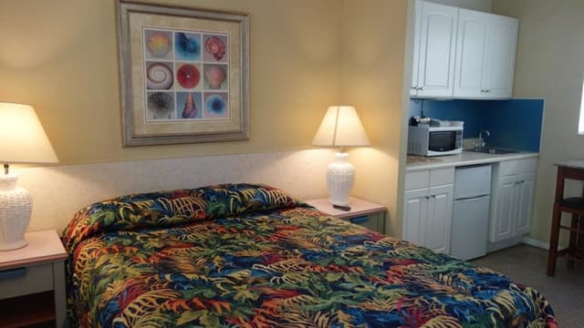 Deluxe Room, 1 Queen Bed
