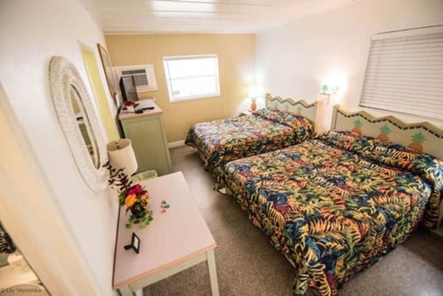 Deluxe Double Room, 2 Queen Beds, Bathtub