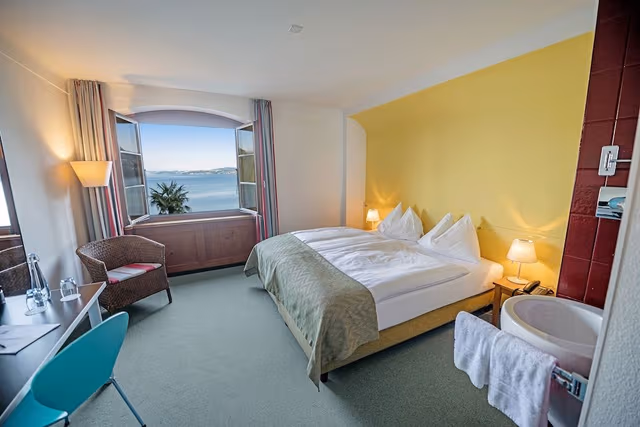 Double Room, Lake View