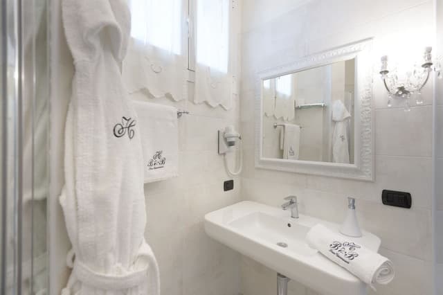 Comfort Single Room