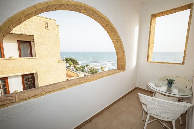 Deluxe Room, 1 Double Bed, Sea View