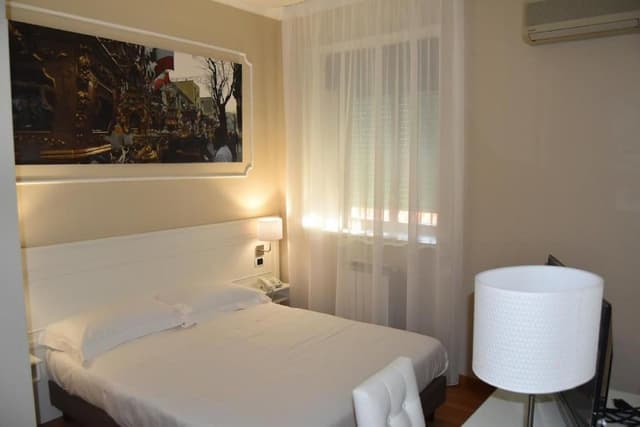 Double Room Single Use