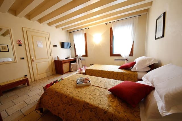 Comfort Double or Twin Room