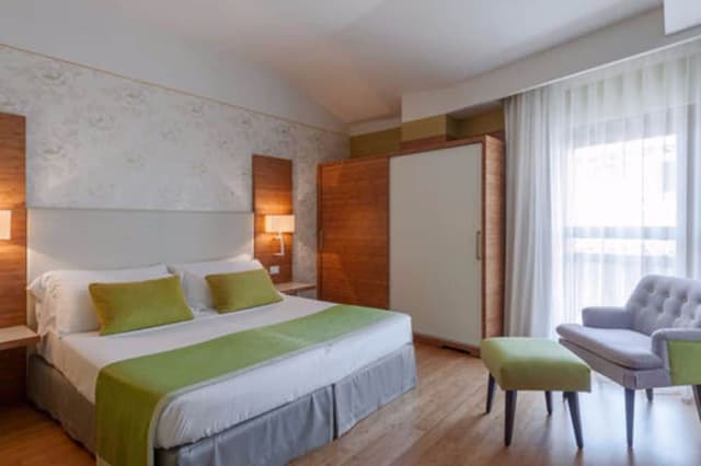 Junior Suite, Balcony, Partial Lake View