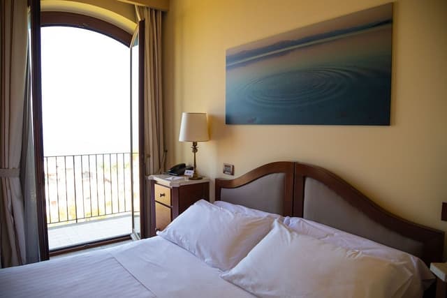 Junior Suite, Jetted Tub