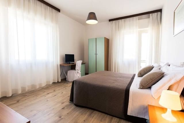 Basic Double Room