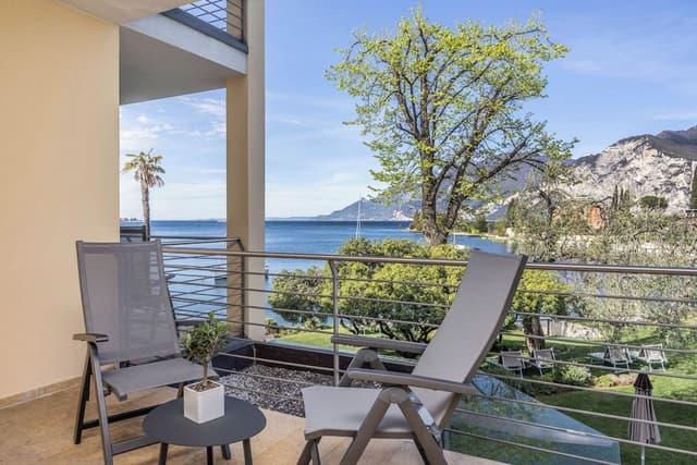 Classic Double or Twin Room, 1 Double or 2 Twin Beds, Non Smoking, Poolside (GARDA SPIRIT)
