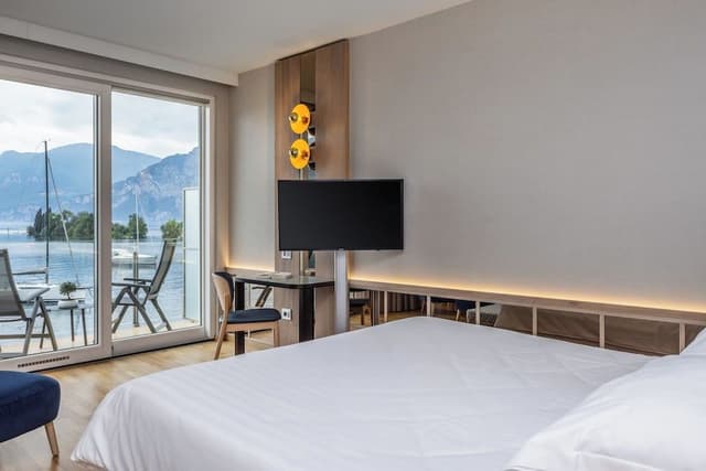 Deluxe Double Room, 1 Bedroom, Balcony, Lake View (BELLAVISTA)