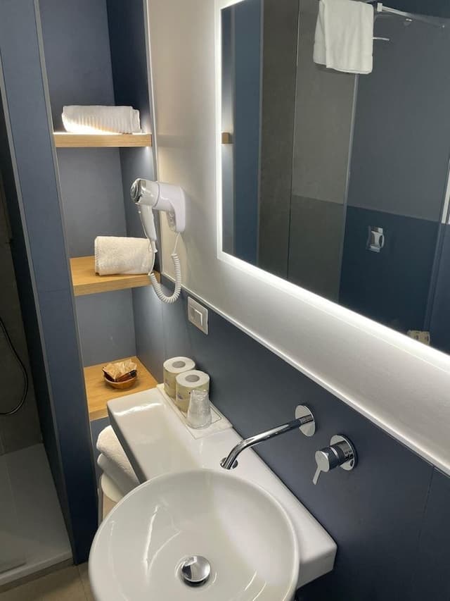 Economy Double or Twin Room