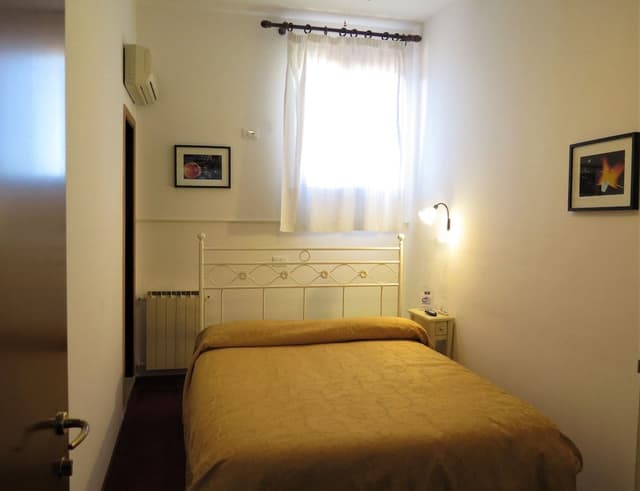 Basic Double Room