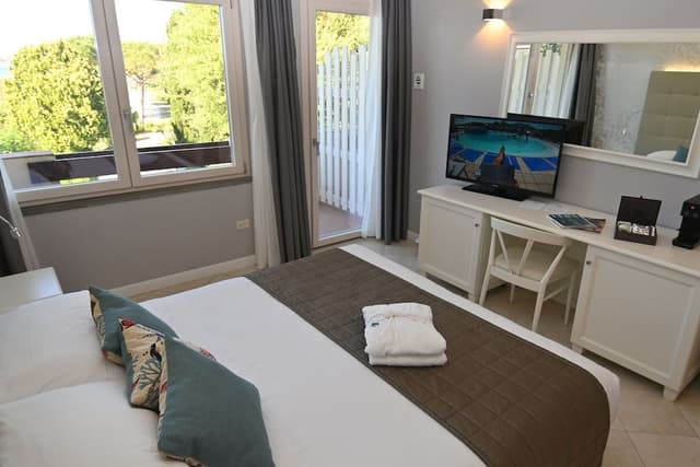 Triple Room (Prestige)