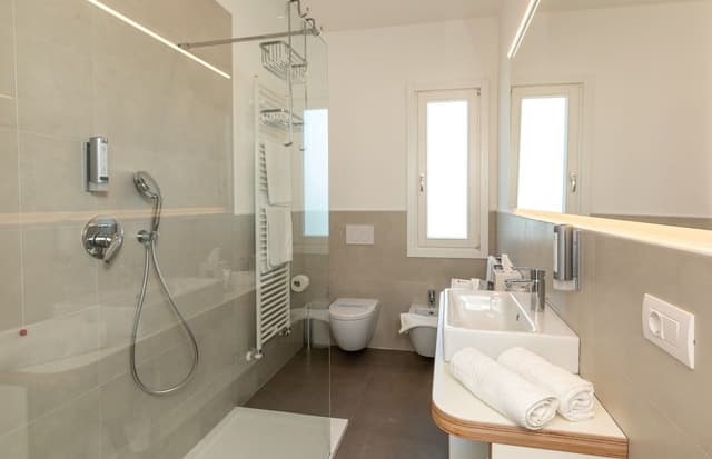 Comfort Double Room (Beach access included)