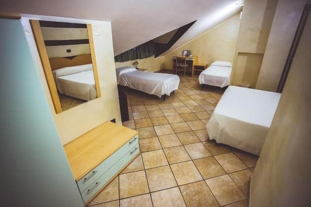 Quad Room