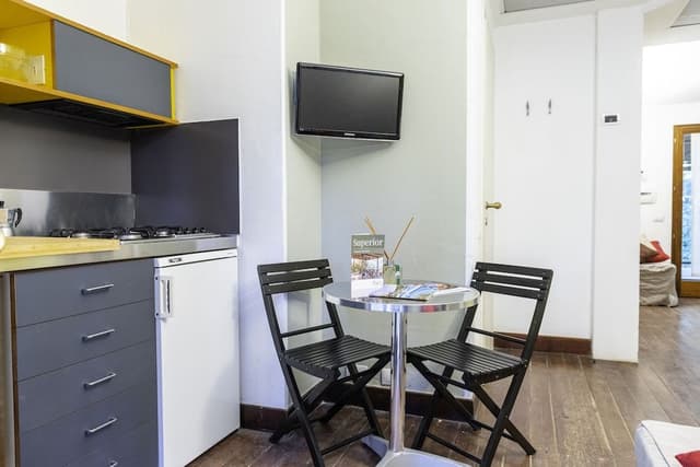 Superior Bungalow (C 4 Adults + 2 Children)