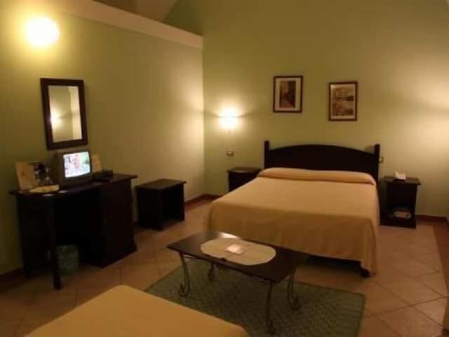 Triple Room
