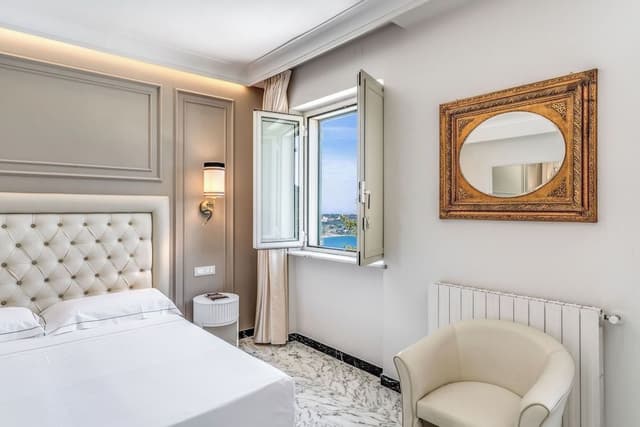 Superior Room, 1 Bedroom, Lake View, Lakeside