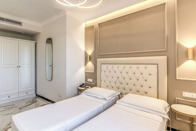 Superior Room, 1 Bedroom, Lake View, Lakeside