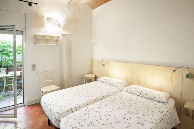 Economy Triple Room