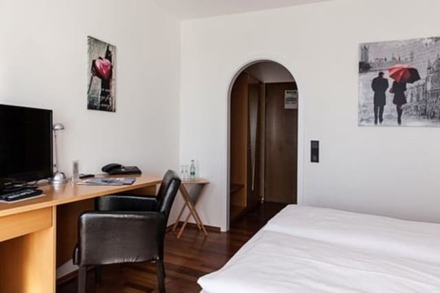 Comfort Single Room, 1 Twin Bed, Balcony, Valley View (Plus)