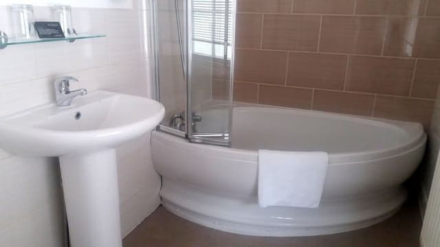 Standard Double Room, 1 Queen Bed