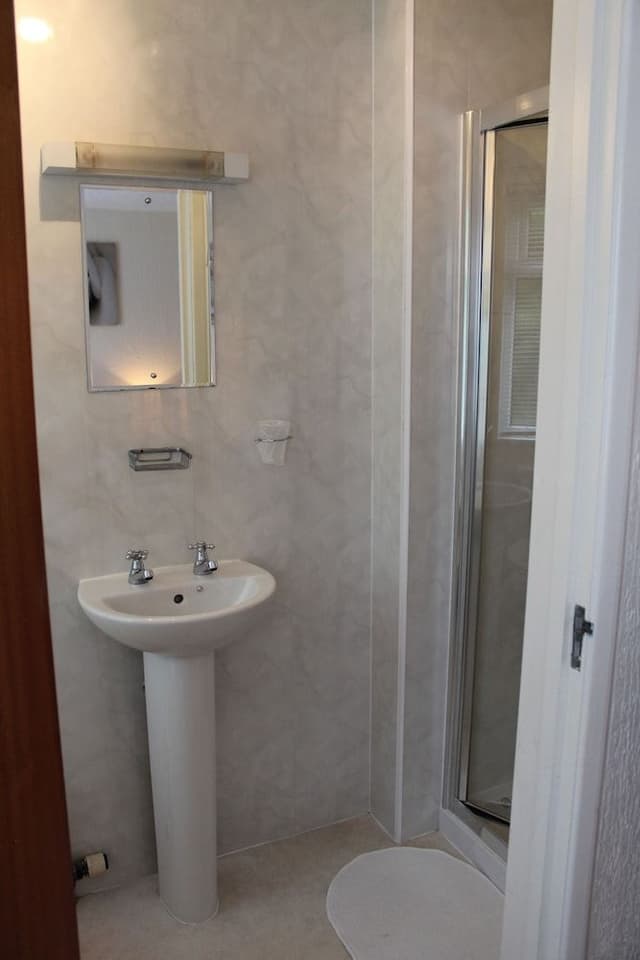 Basic Single Room