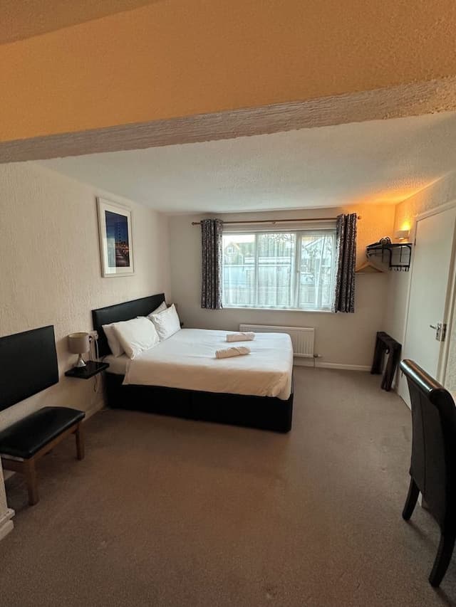 Upper Floor Family Room