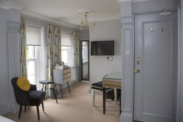 Superior Double Room (MIMOSA)