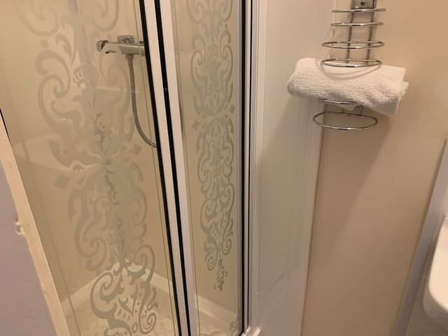 Classic Single Room