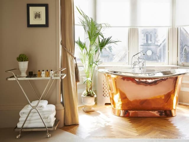The Roseate Suite