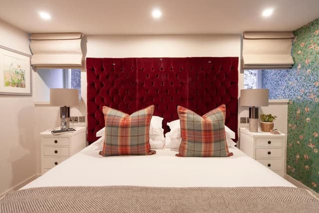 The House Suite