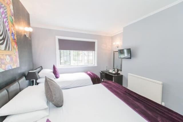 Triple Room, Ensuite (Family ensuite)