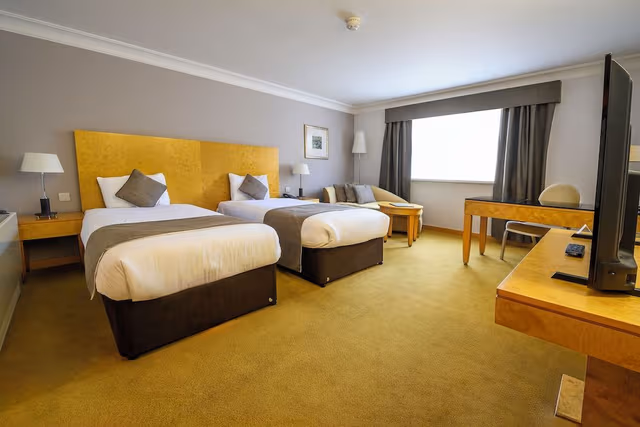Standard Twin Room