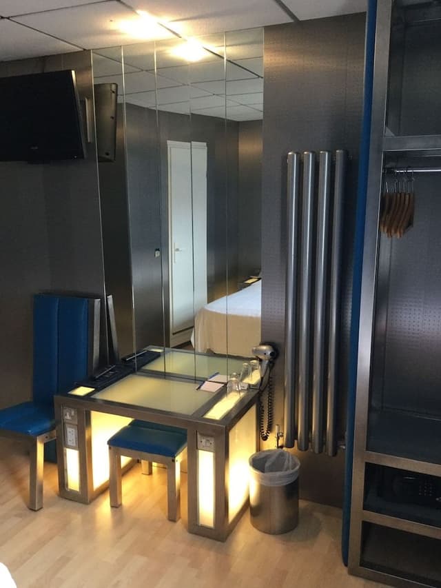Room (Double Styloroom)