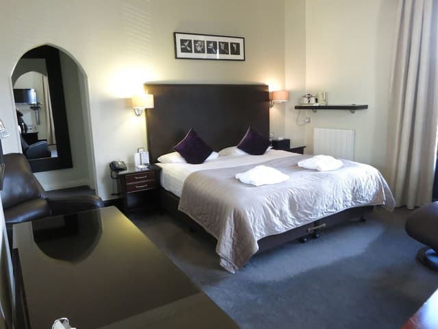Executive Room