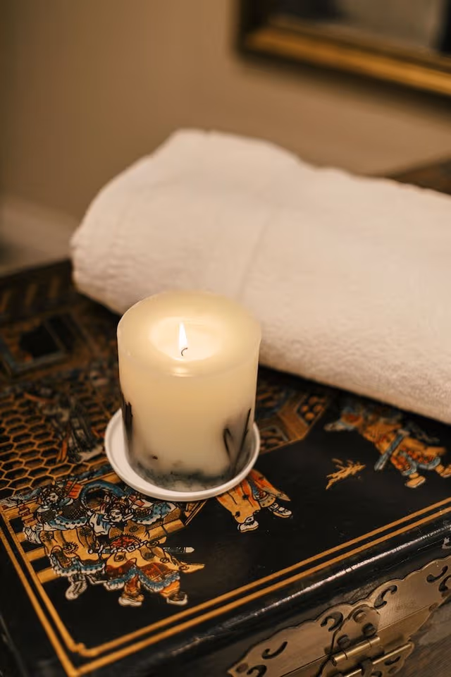 Deluxe King with Bath