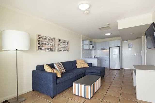 Room, 1 Bedroom, Pool View