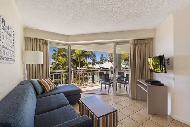 Room, 2 Bedrooms, Pool View